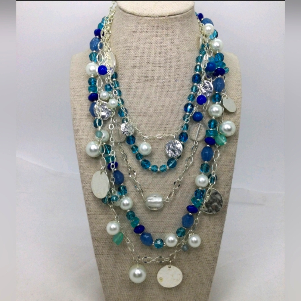 White House Black Market Shades of Blue Faux Pearl Beaded Necklace 20" EUC